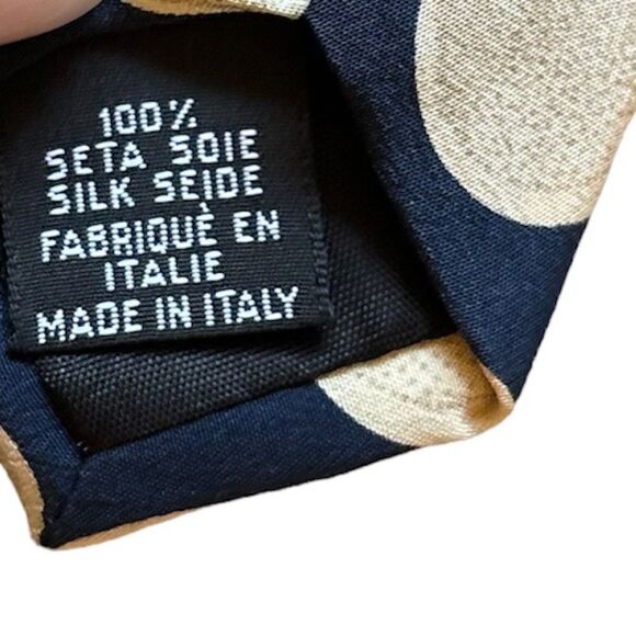 Hugo Boss 100% Silk Tie Polka dot Made In Italy - Picture 6 of 6